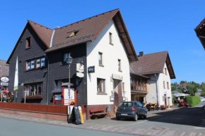 Гостиница Landgasthof-Bikerhotel Arnold, Баттенберг